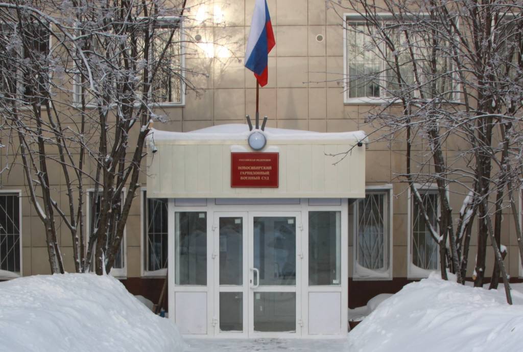 Сбивший пешехода на зебре и сбежавший с места аварии военный получил 3