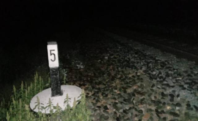 В Новосибирске поезд сбил подростка в наушниках