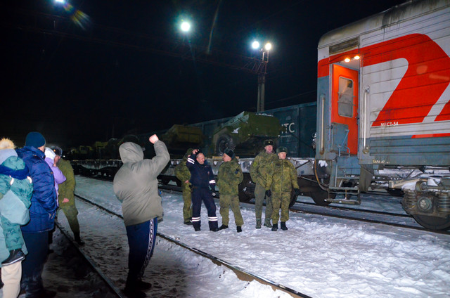 Из Новосибирска в зону проведения СВО отправился очередной эшелон с мобилизованными