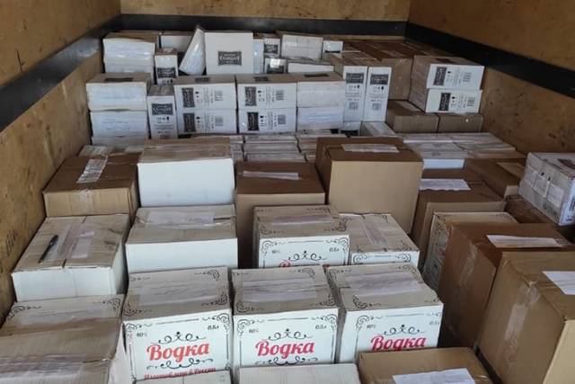 В Новосибирской области отправили под домашний арест пятерых торговцев паленым алкоголем