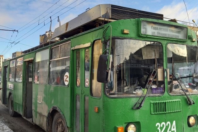 В Новосибирске бьющий током троллейбус №5 вернули на маршрут