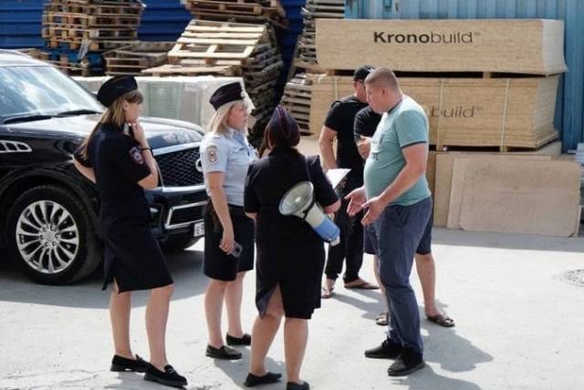 В Новосибирске водители «Газелей» устроили забастовку из-за задержки зарплат