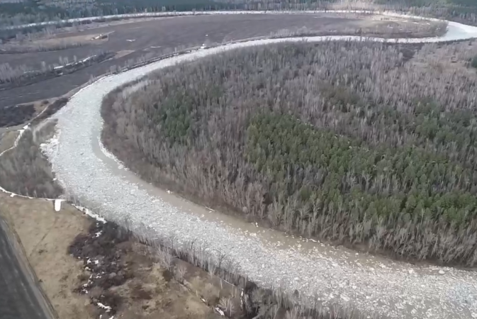 В МЧС показали паводок на Берди с высоты птичьего полета