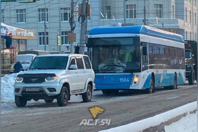 В Новосибирске после вмешательства прокуратуры запустили троллейбус до Балластного карьера