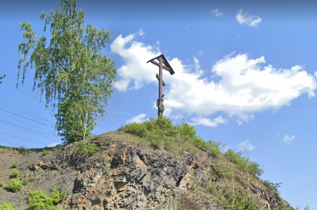 В Новосибирске пропал поклонный крест на въезде