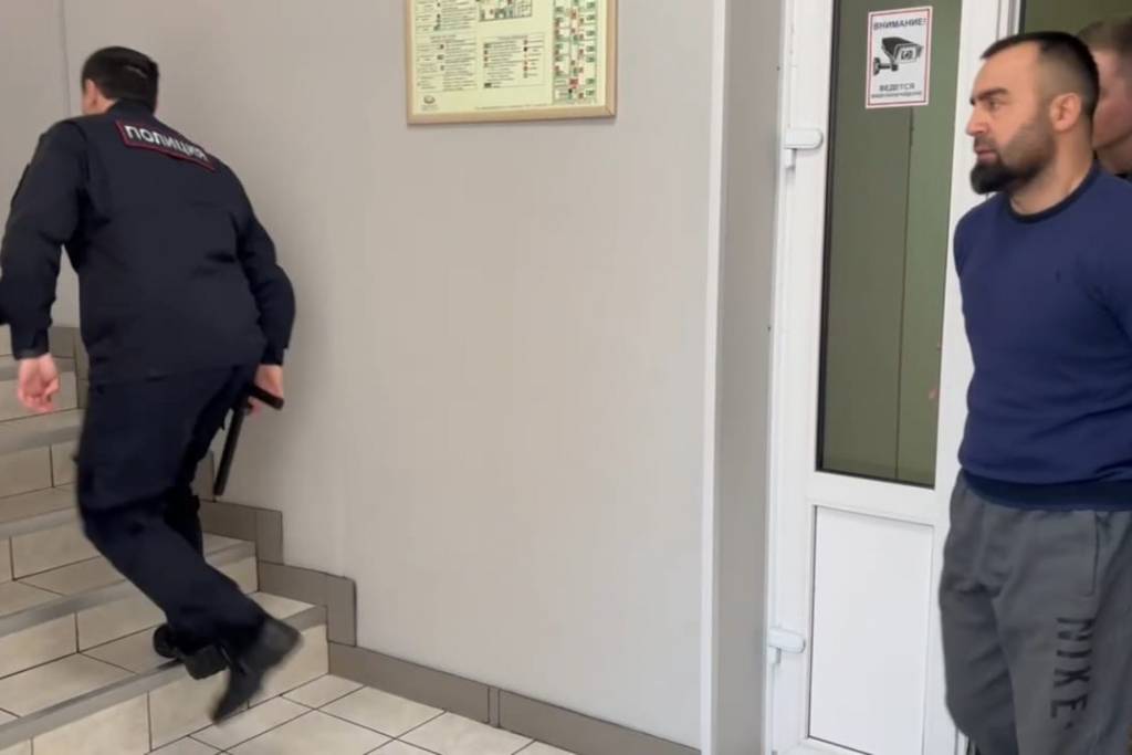 Суд в Новосибирске арестовал подозреваемых в вымогательстве 5 миллионов у торговцев с Хилокского рынка