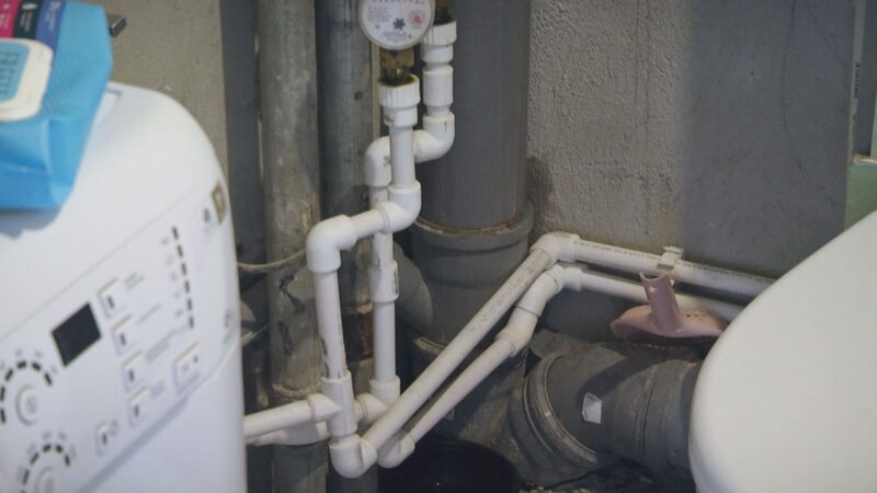 В Новосибирске капремонт кровли обернулся потопом в доме