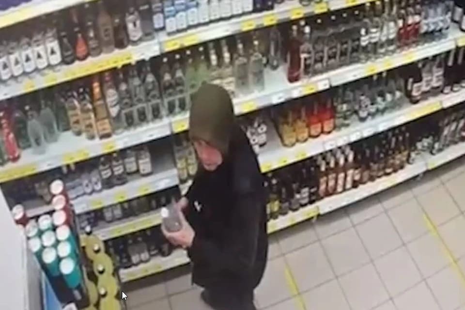 В Новосибирской области 22-летний парень с ножом напал на женщину при попытке украсть алкоголь