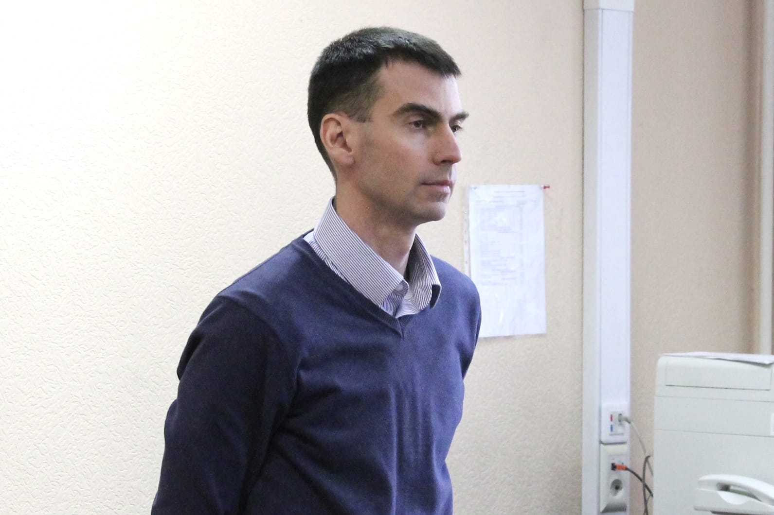 Разрешили руководить: в Новосибирске топ-менеджеру НЗХК изменили приговор за коммерческий подкуп шинами