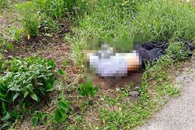 В Новосибирске под окнами жилого дома нашли труп мужчины