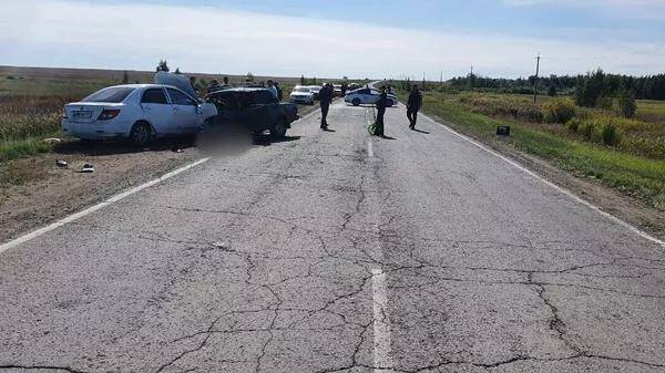 Под Новосибирском с лобовом ДТП погибли 3 человека