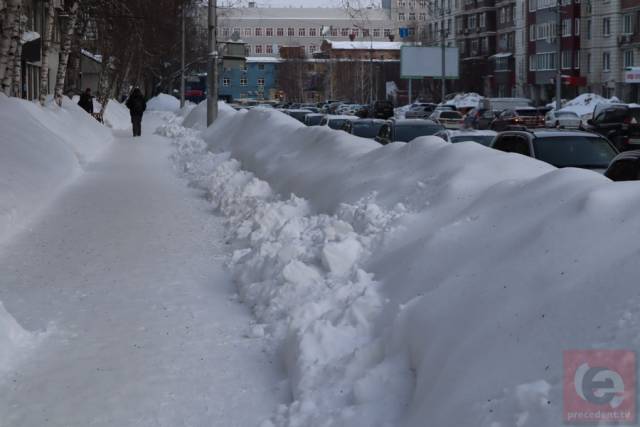 В Новосибирске за прошедшую неделю с улиц вывезли более 107 тысяч кубометров снега