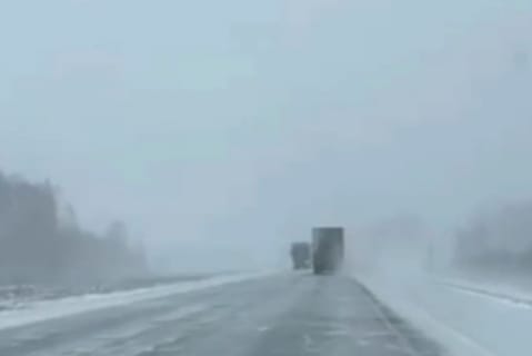 Под Новосибирском из-за погоды ограничили движения машин