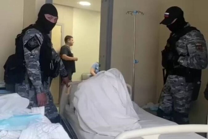 Врачи новосибирской «Клиники 1+1» смогут вернуться на работу в опечатанное здание