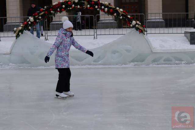 Новосибирске самый длинный каток России станет короче