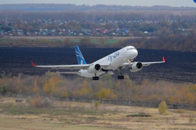 Новосибирская авиакомпания S7 закупит 100 лайнеров Ту-214