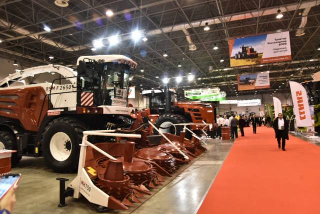 На VII агропродовольственном форуме в Новосибирске делегация из Мали изучила российский аграрный опыт