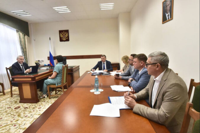 Андрей Травников проконтролировал исполнение социально значимых проектов