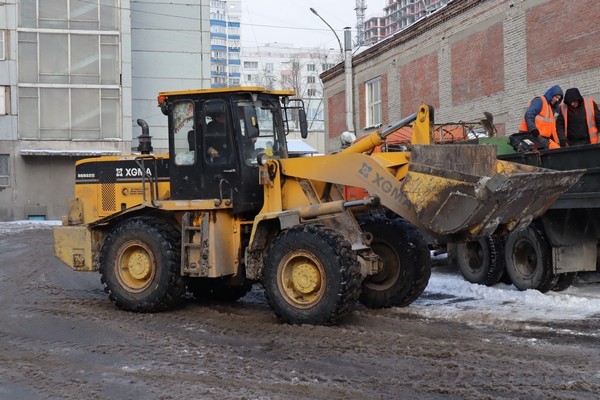 Мэр Новосибирска обвинил главу департамента транспорта Васильева в поломках снегоуборочной техники