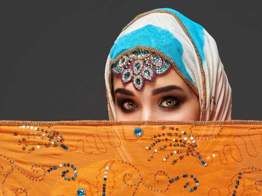 «Во всех грехах женщин виноваты мужчины»: новосибирский имам истолковал Коран