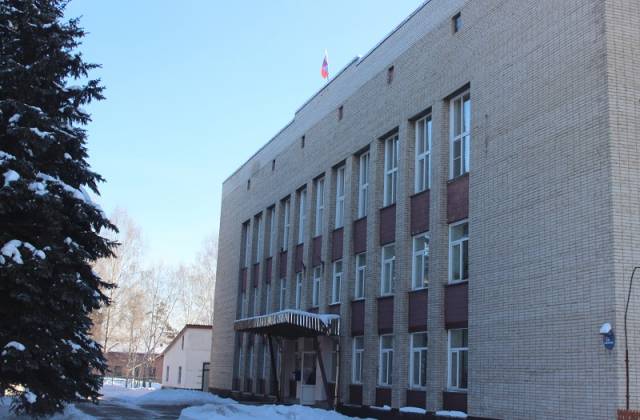 В Новосибирской области директора школы оштрафовали за трудоустройство бывшего чиновника