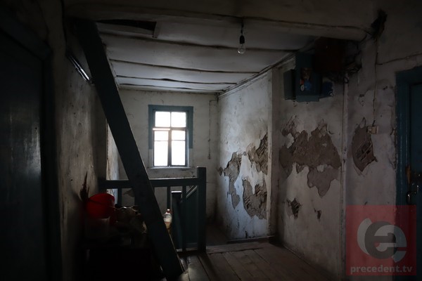 В Новосибирске расселение аварийного общежития с крысами отложили на 2 года