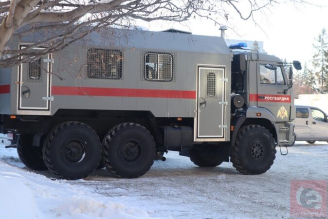 Росгвардия задолжала 43