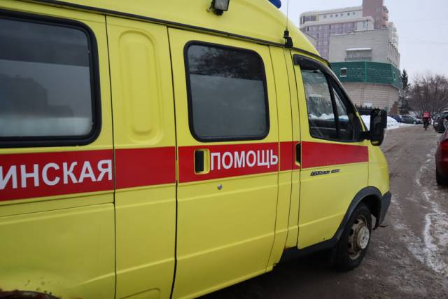 В Новосибирске возбудили уголовное дело из-за падения 10-летнего ребенка с обледенелой лестницы