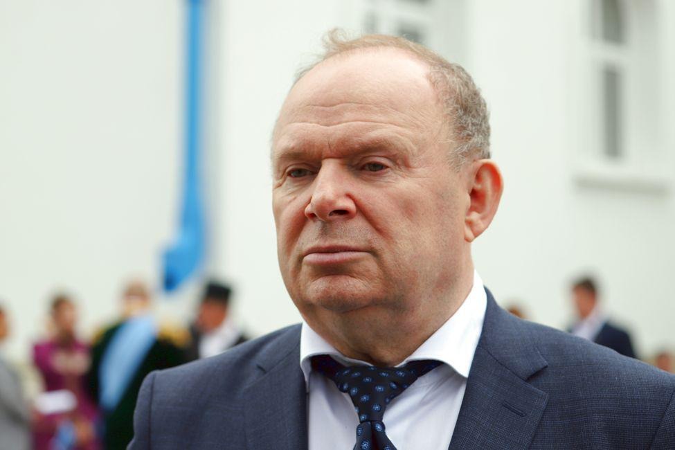 Прокуратура запросила 9 лет колонии для экс-сенатора из Новосибирской области