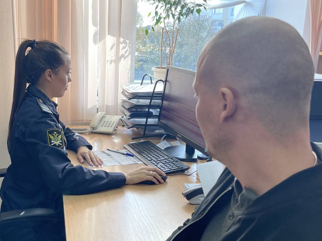 «Дай миллион»: новосибирец вступил в фиктивный брак и оказался должником по алиментам в размере миллиона рублей