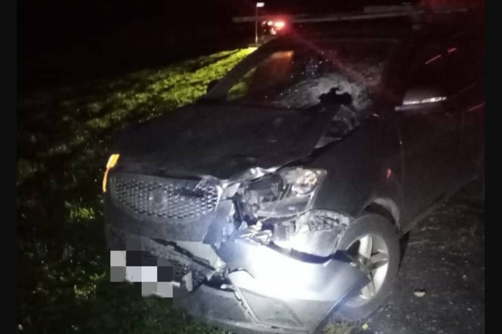 Под Новосибирском мужчина погиб под колесами кроссовера