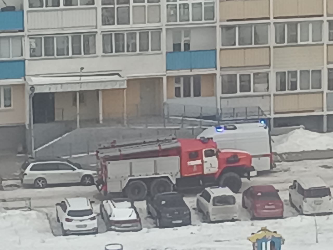 В Новосибирске спасли мужчину из пожара