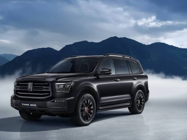 Элитный внедорожник с функцией массажа заказали для нужд «Сибирь-Арены»