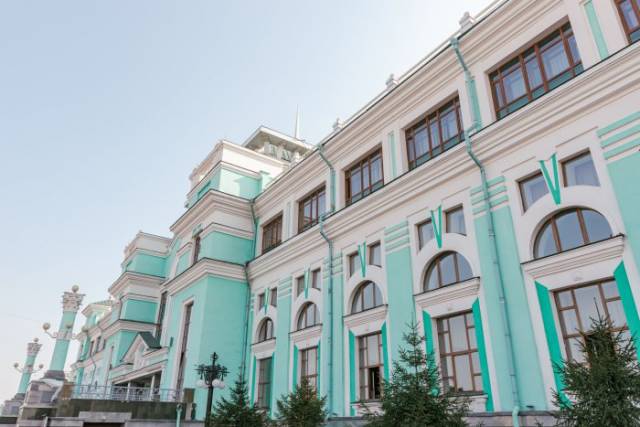 На железнодорожном вокзале охрана не заметила сумку с «бомбой» у сотрудника ФСБ