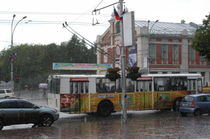 Ливневку на проспекте Дзержинского отремонтируют в конце сентября