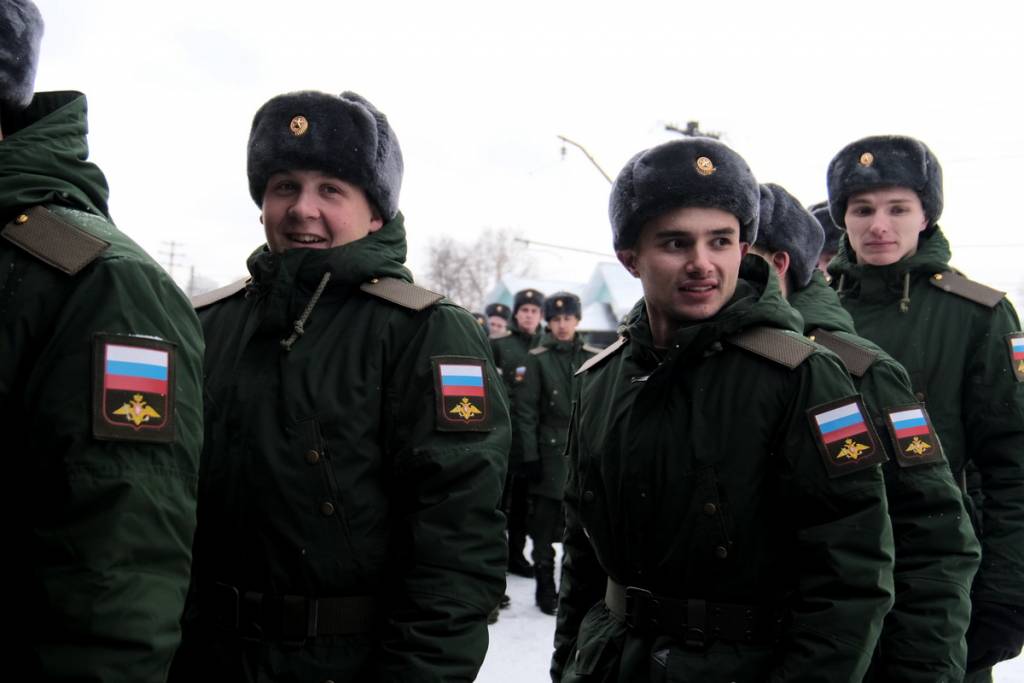 Из Новосибирска в Москву отправился эшелон с призывниками