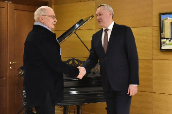 Губернатор Новосибирской области встретился с Никитой Михалковым