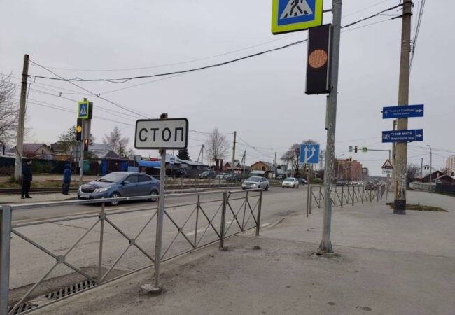 «Чуть не сбили»: об опасных пешеходных переходах возле школы № 48 заявили родители