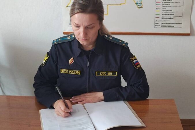 В Новосибирской области мужчина застрял на границе из-за долга в 40 тысяч рублей