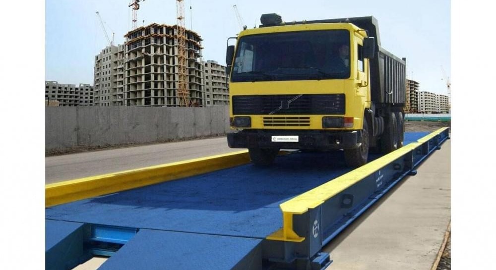 Чтобы украсть автомобильные весы и сдать их на металлолом новосибирцы сделали подкоп