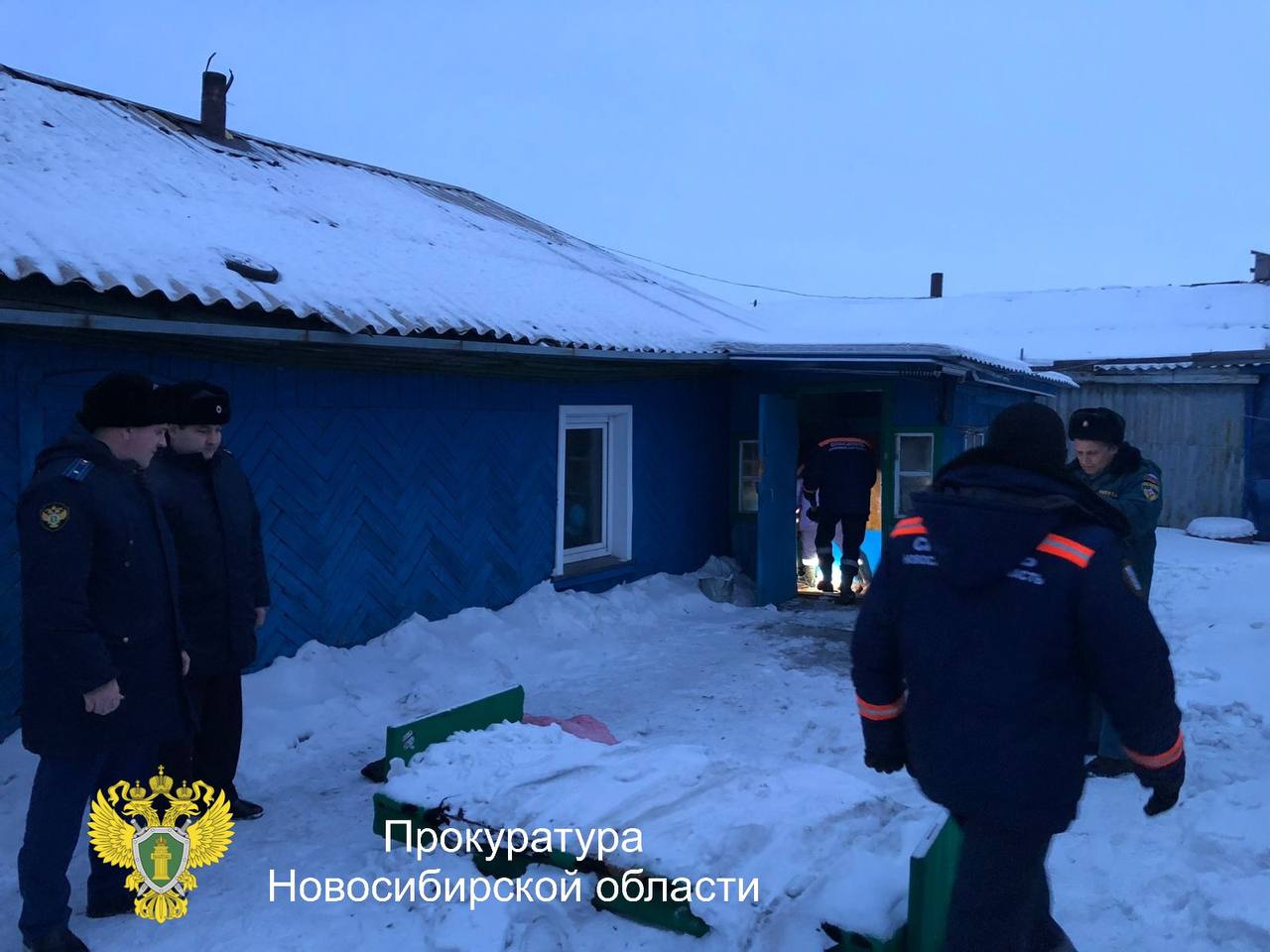 В Новосибирской области на пожаре погибли двое маленьких детей