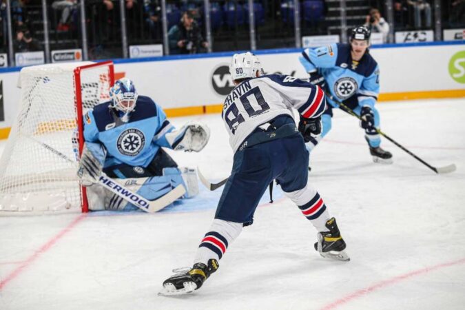 ХК «Сибирь» разгромил нижегородское «Торпедо» и прервал серию поражений