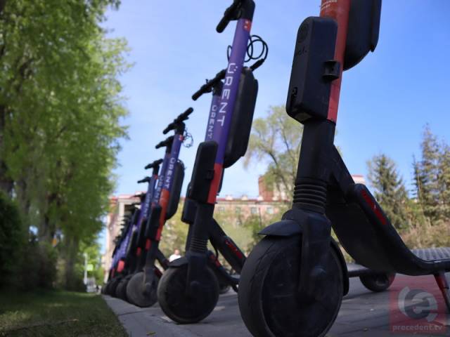 Мэр Новосибирска Анатолий Локоть оценил идею запрета электросамокатов в городах