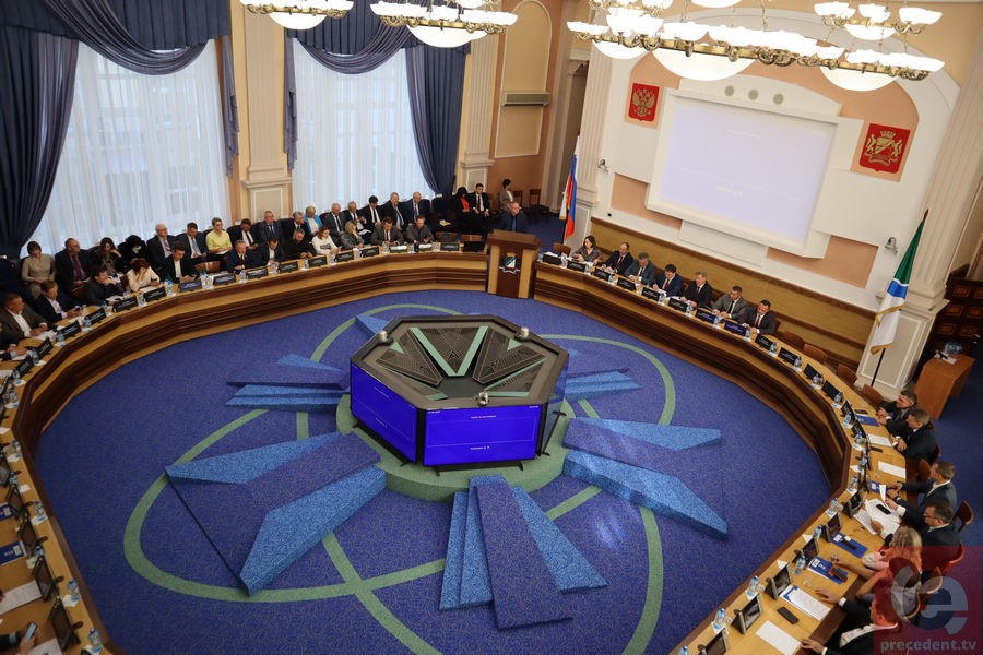 В горсовете Новосибирске окончательно утвердили новую схему избрания мэра