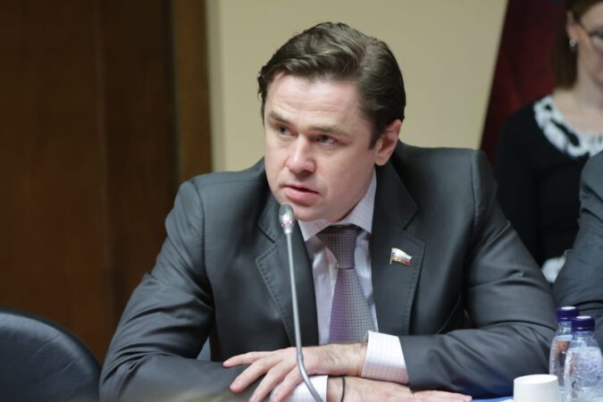 О новом порядке оплаты услуг ЖКХ в 2023 году рассказал депутат Госдумы РФ от Новосибирской области Аксененко