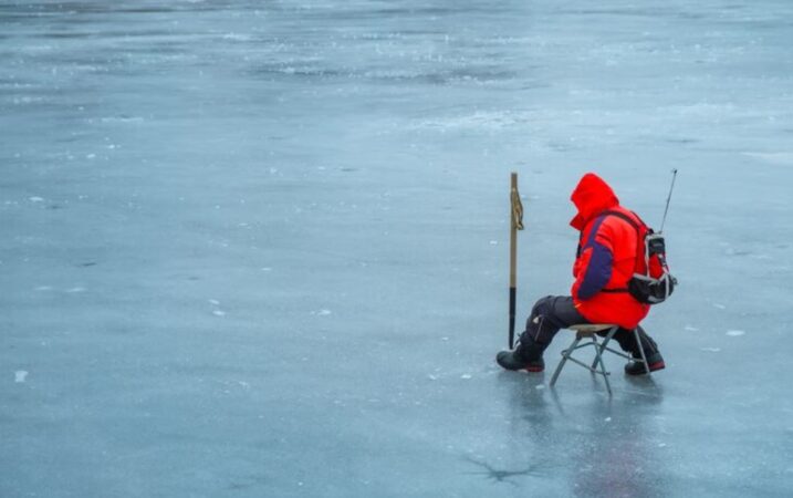 Жертва тонкого льда: в Оби обнаружили тело рыбака