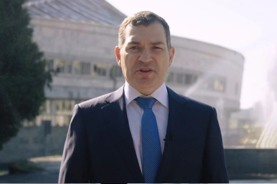 Мэр Новосибирска Максим Кудрявцев поздравил жителей со 131-летием города