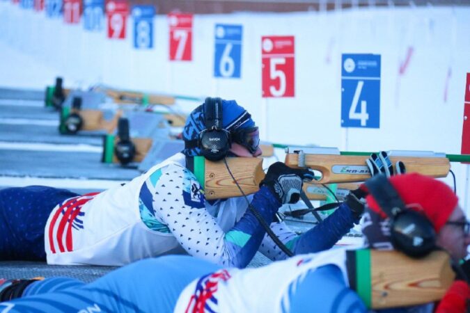 Слабовидящий новосибирец завоевал серебро и бронзу по биатлону