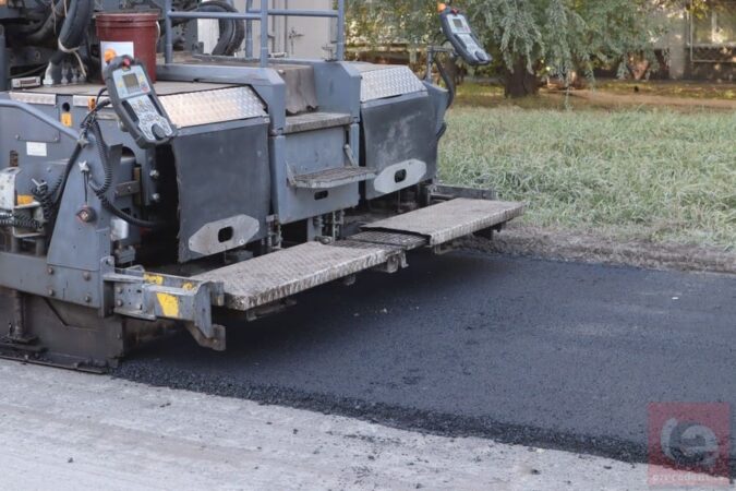 В Новосибирске улицы Потанинскую и Ядринцевскую отремонтируют за 6