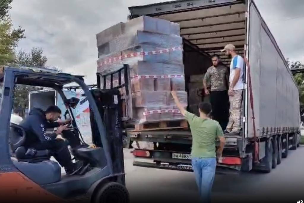 Из Новосибирской области отправили в Курск очередную фуру с гуманитарной помощью